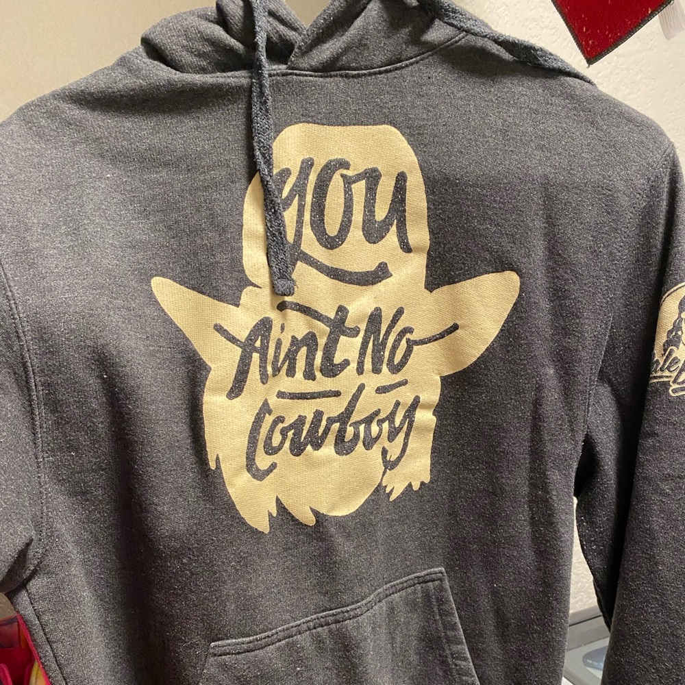 Dale Brisby sweatshirt